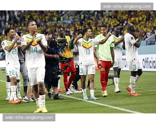 詹姆斯加纳评分位列第四 埃弗顿中场攻防贡献获数据认可